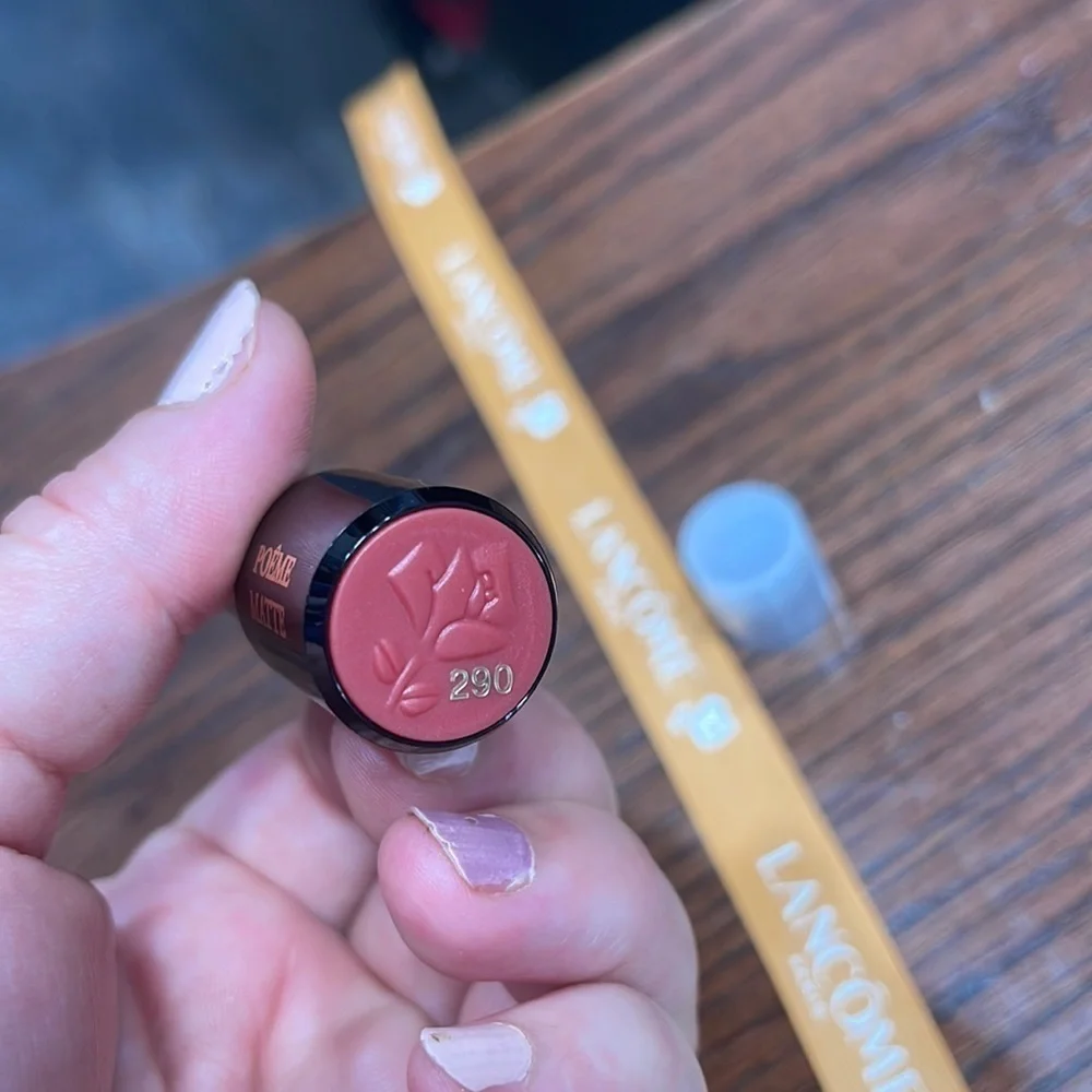 Lancome labsolu Rouge lipstick  290- poeme  (matte)